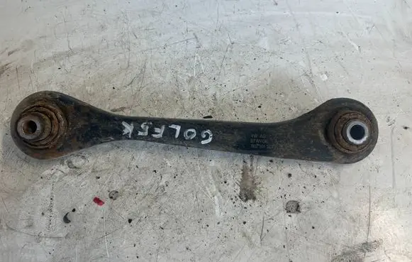 Volkswagen Golf V Rear control arm 1K0501529C