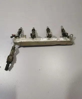 Toyota Yaris Fuel injectors set 