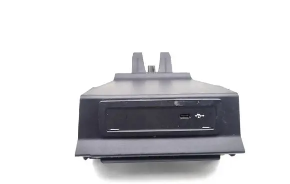 Mercedes-Benz B W247 USB socket connector A2478203902