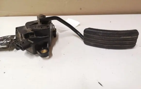 Renault Megane II Accelerator throttle pedal 8200153268