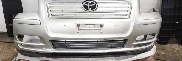 Toyota Avensis T250 Front bumper