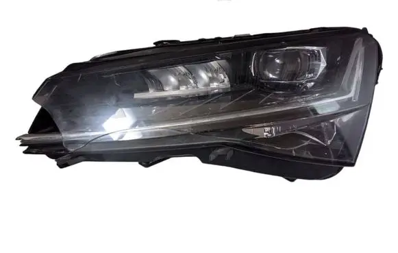 Skoda Superb B8 (3V) Headlight/headlamp 3V1941015B
