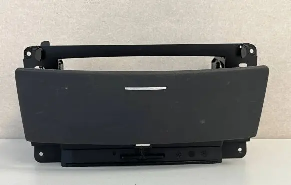Mercedes-Benz S W221 Dashboard storage box/compartment A2216800834