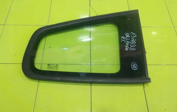 Chevrolet Orlando Front triangle window/glass 95026340 13AB38