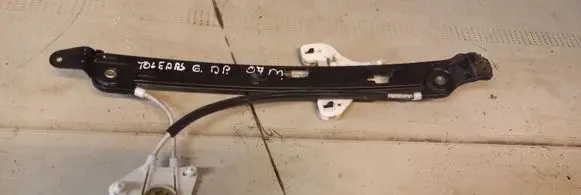 Seat Toledo III (5P) Rear window lifting mechanism without motor