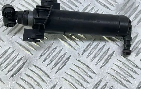 Audi A5 8T 8F Headlight washer spray nozzle 8T0955102B