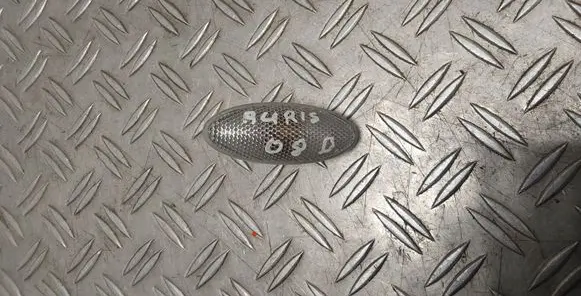 Toyota Auris 150 Front fender indicator light 8173002080