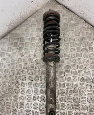 BMW 5 F10 F11 Front shock absorber with coil spring 22840472284455