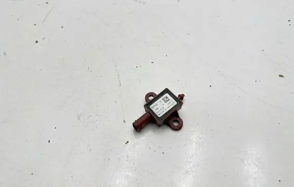BMW X6 F16 Airbag deployment crash/impact sensor 9297829 5WK44700 16043000145