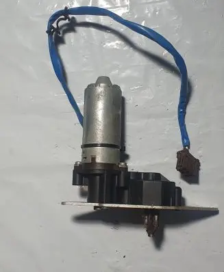 Mercedes-Benz SL R230 Seat adjustment motor A2308201142