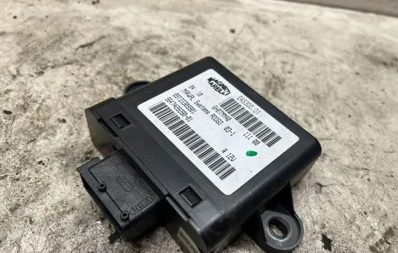 Peugeot 607 Fuel injection pump control unit/module 9647428280