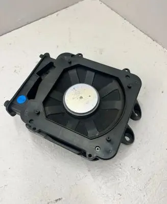 BMW 2 F46 Subwoofer speaker 9278065 11DEC15