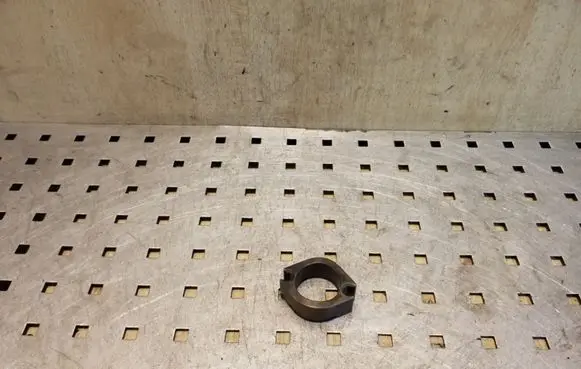 Subaru Outback Fuel Injector clamp holder