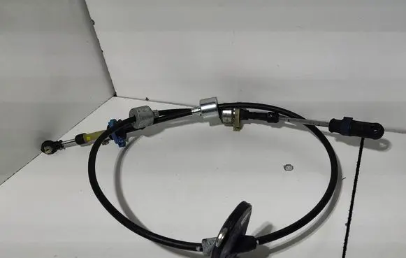 Opel Mokka Gear shift cable linkage 1257150622