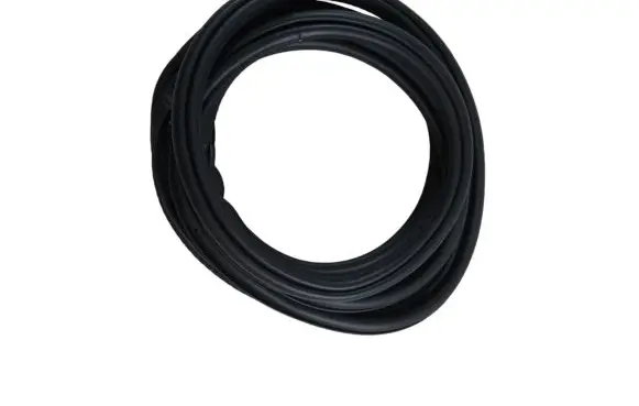 Volvo XC60 Front door rubber seal 32342438
