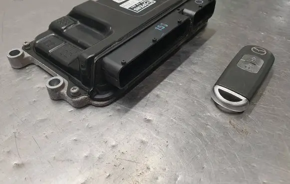 Mazda CX-3 Engine control unit/module PENS18881 PS03188K2D 2798001610