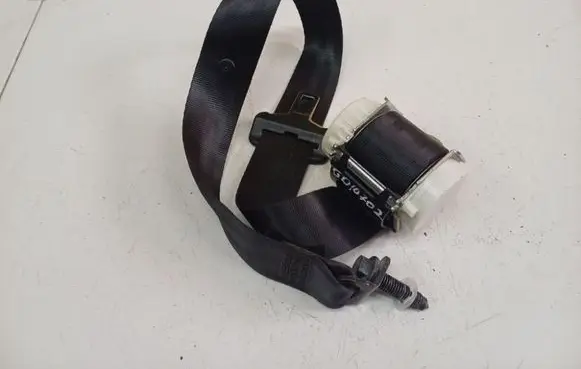 Citroen C5 Middle seatbelt (rear) 33060242A