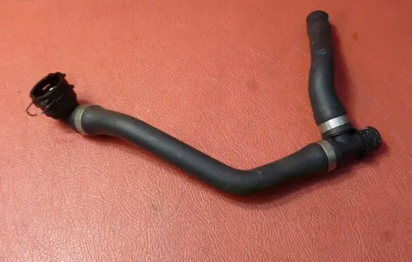 BMW 1 F20 F21 Engine coolant pipe/hose