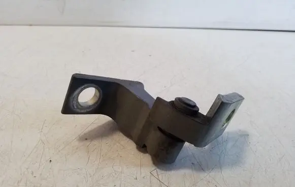 Volkswagen Tiguan Front door lower hinge 8X0831403E