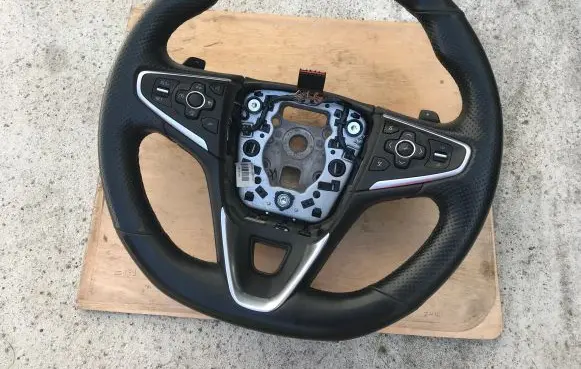 Opel Insignia A Steering wheel 39016160