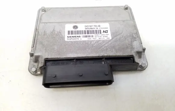 Volkswagen Touareg I Gearbox control unit/module 0AD927755AB 5WP22074
