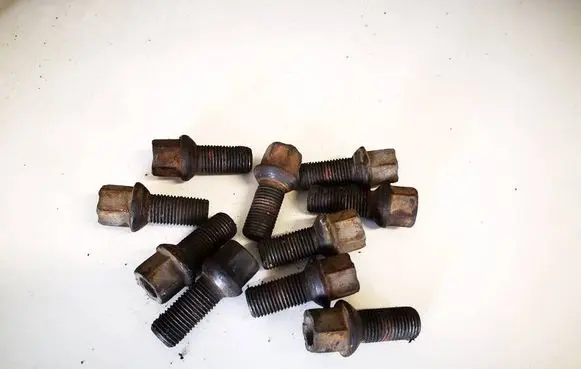 Skoda Roomster (5J) Nuts/bolts 