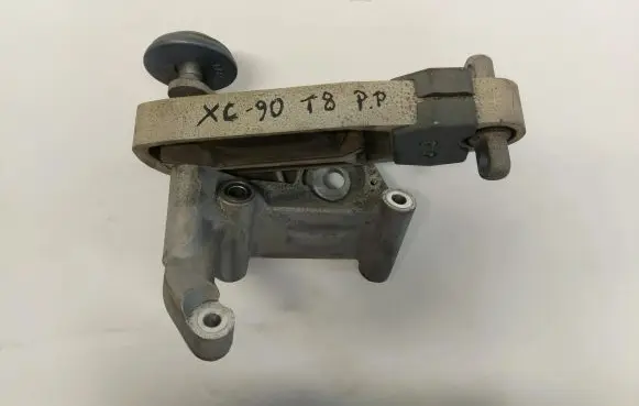 Volvo XC90 Engine mount vacuum valve 31430195aa