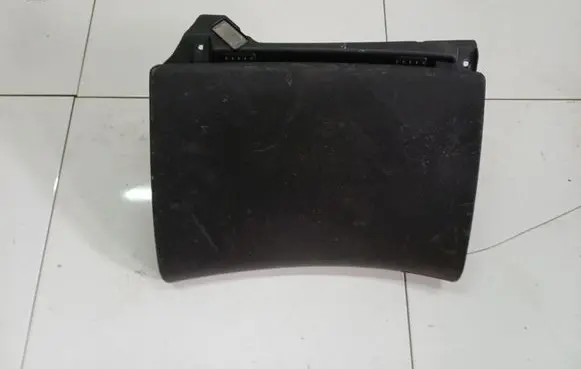 Skoda Superb B6 (3T) Glove box 04655964