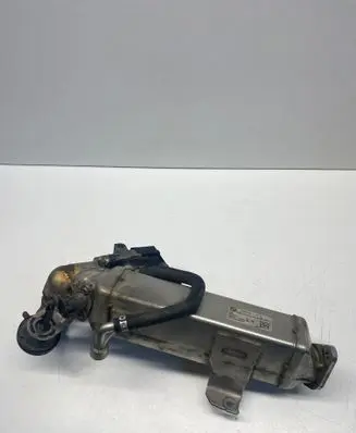 BMW 3 E90 E91 EGR valve cooler 7810751