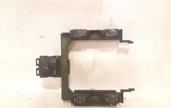 Mercedes-Benz E W210 Electric window control switch 2108200110 03750000