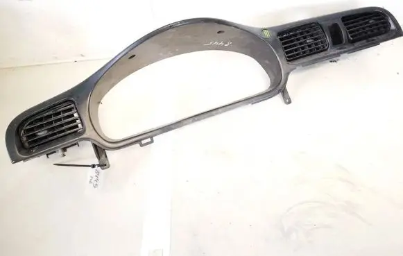 Subaru Legacy Dashboard trim
