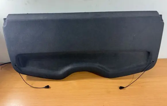 Renault Clio III Parcel shelf 