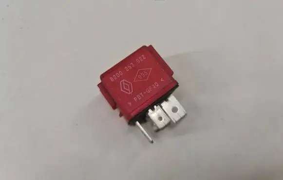 Renault Scenic II - Grand scenic II Other relay 20240040