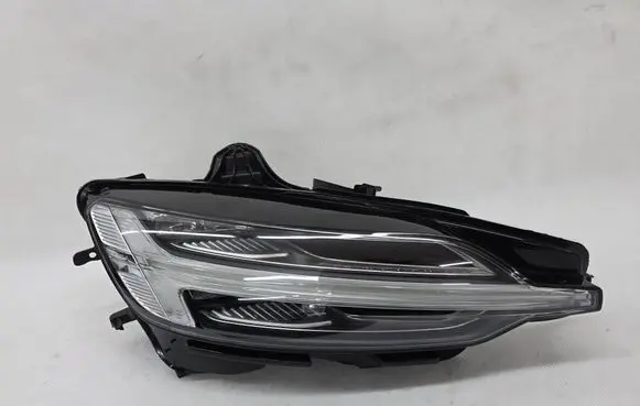 Volvo V60 Headlight/headlamp 32273022 SP32273022