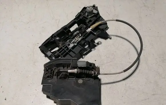 BMW 5 F10 F11 Front door lock 7229461 X1717564309