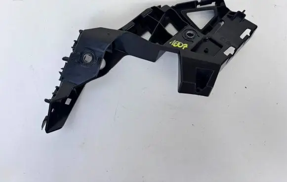 Volkswagen Golf VIII Front bumper mounting bracket 5H0807040D