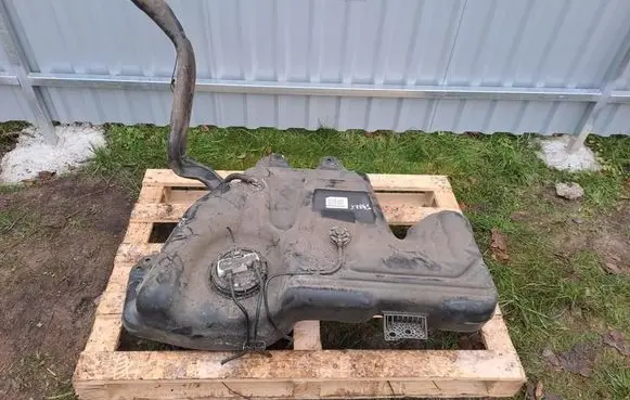 Mazda CX-3 Fuel tank 8201127628