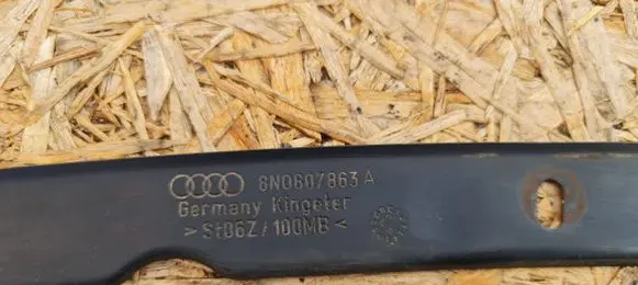Audi TT Mk1 Front bumper support beam 8N0807863A