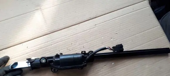 Audi A5 Seat belt height adjuster 8W6857760
