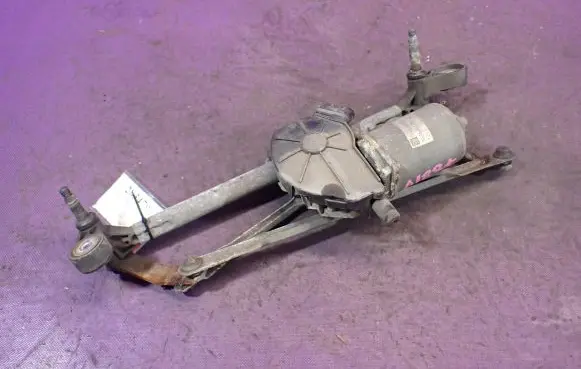Opel Corsa D Front wiper linkage and motor 13182340
