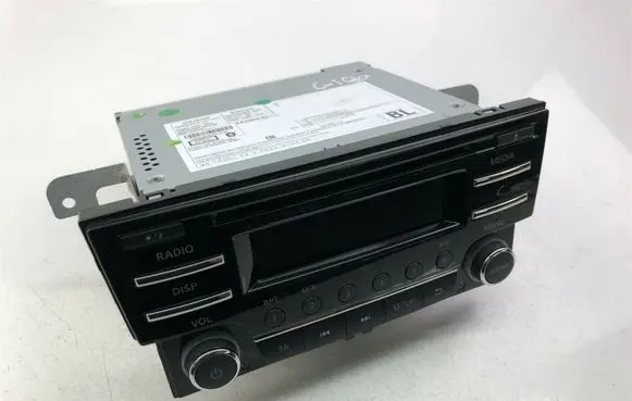 Nissan Pulsar Radio/CD/DVD/GPS head unit 281853ZL1A G1610