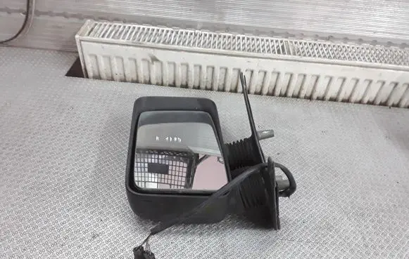 Front door electric wing mirror