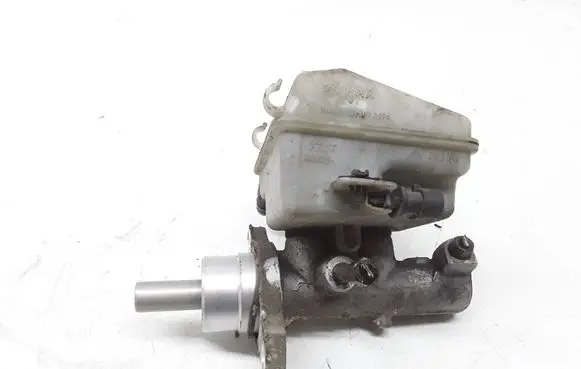 Opel Astra H Master brake cylinder 