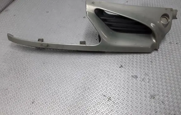 Renault Scenic I Front bumper upper radiator grill 7700834201