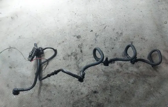 Fuel return line/hose