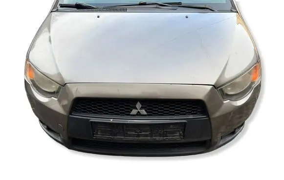 Mitsubishi Colt Front piece kit 