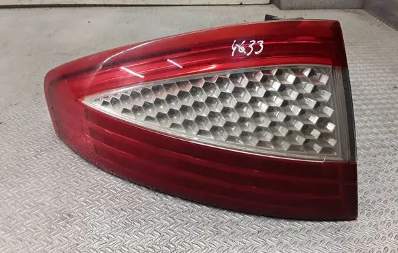 Ford Mondeo MK IV Rear/tail lights 7S7113405A