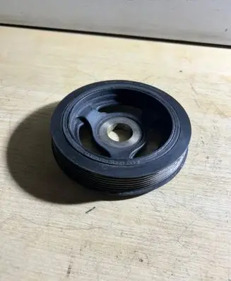 Citroen C4 I Crankshaft pulley 9654961080