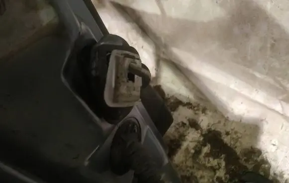 Peugeot 407 Front door check strap stopper AS2