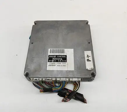 Toyota Land Cruiser (BJ70) Engine control unit/module 896616A330 1758007244